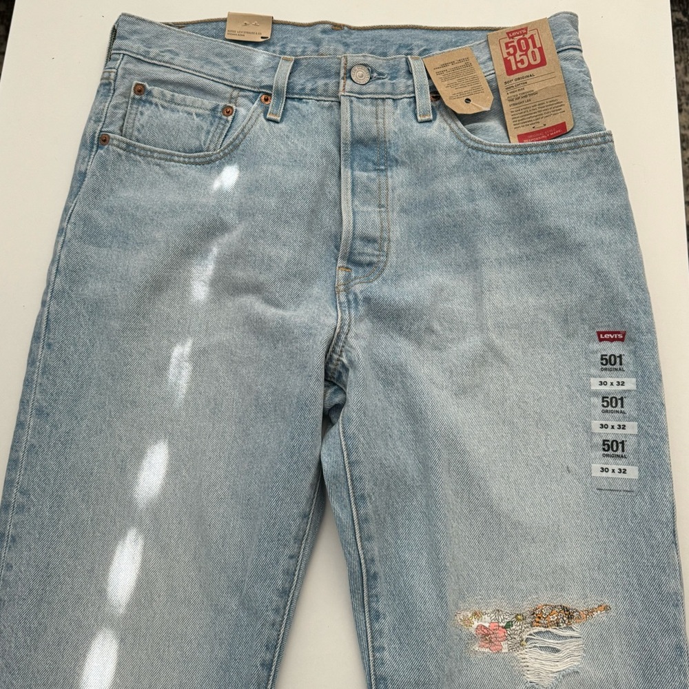 Levi's Light Blue High Rise Women's Jeans